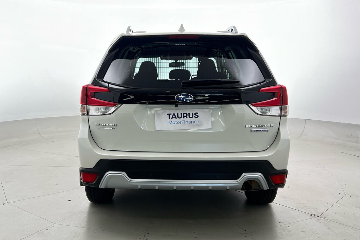 2022 Subaru Forester Hybrid L S5