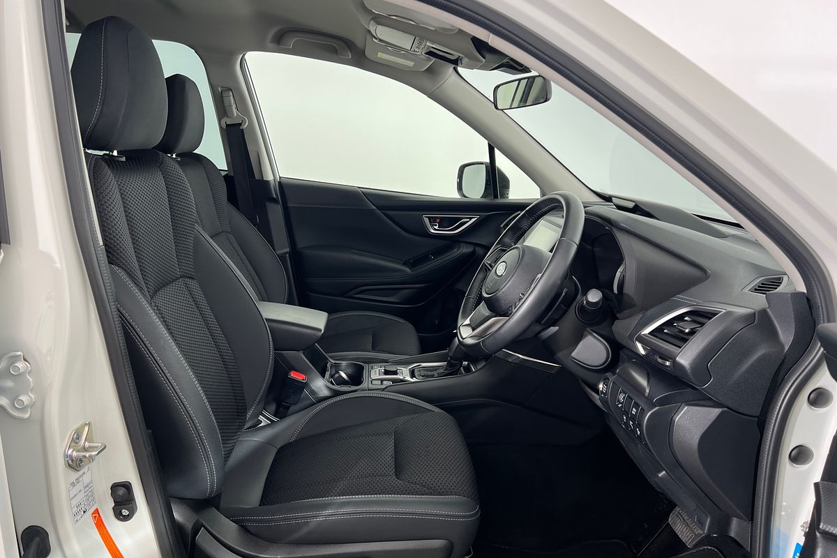 2022 Subaru Forester Hybrid L S5