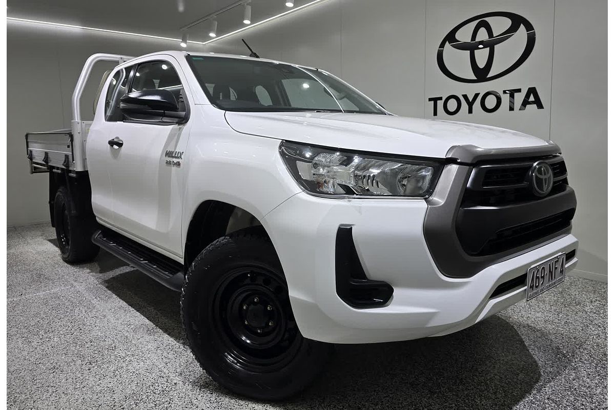 2021 Toyota Hilux Hilux 4x4 SR 2.8L T Diesel Automatic Extra Cab C/C GUN126R 4X4