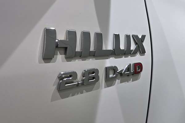 2021 Toyota Hilux Hilux 4x4 SR 2.8L T Diesel Automatic Extra Cab C/C GUN126R 4X4