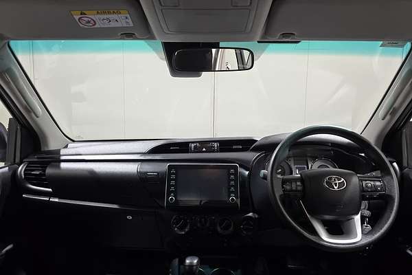2021 Toyota Hilux Hilux 4x4 SR 2.8L T Diesel Automatic Extra Cab C/C GUN126R 4X4
