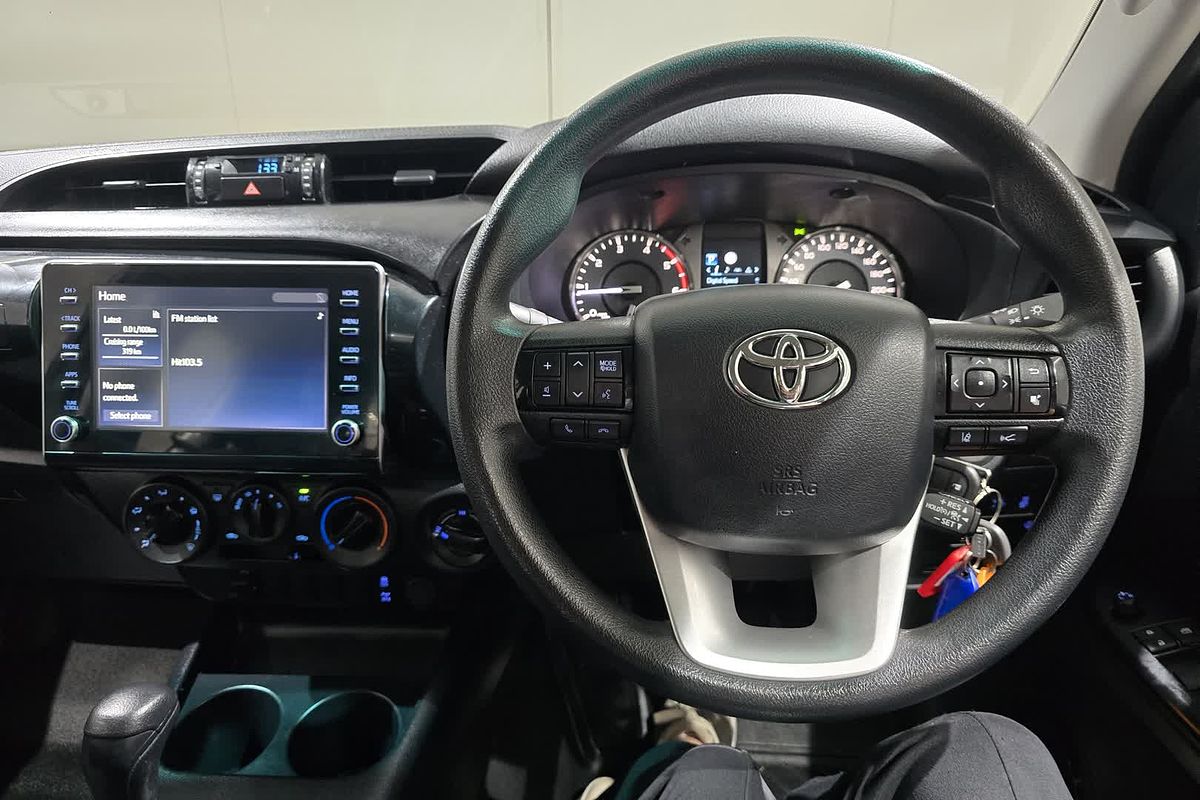 2021 Toyota Hilux Hilux 4x4 SR 2.8L T Diesel Automatic Extra Cab C/C GUN126R 4X4