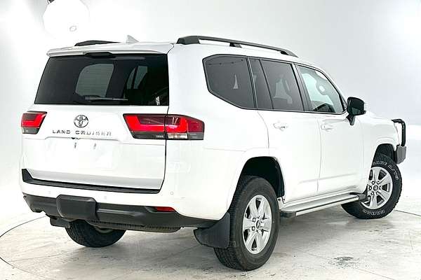 2023 Toyota Landcruiser GXL FJA300R