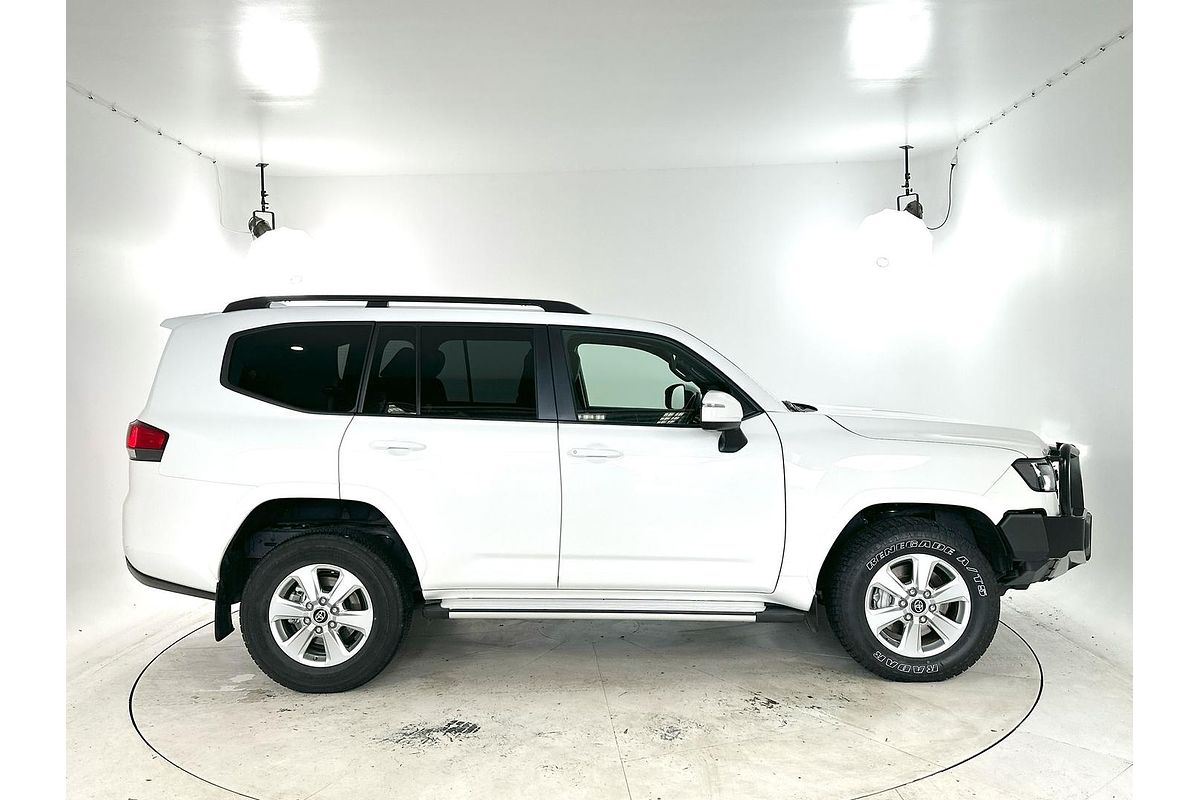 2023 Toyota Landcruiser GXL FJA300R