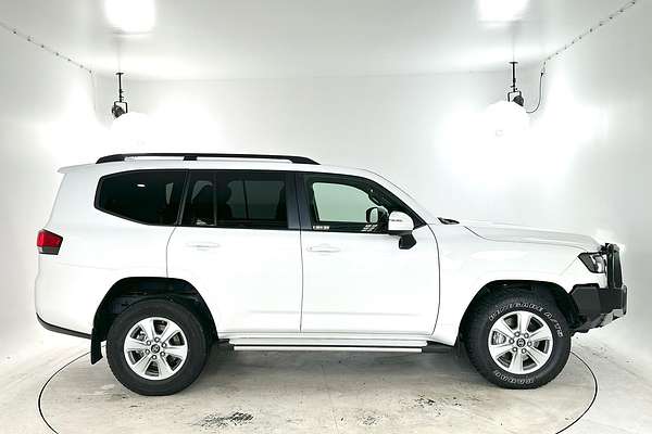 2023 Toyota Landcruiser GXL FJA300R