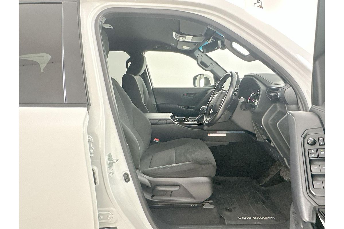 2023 Toyota Landcruiser GXL FJA300R