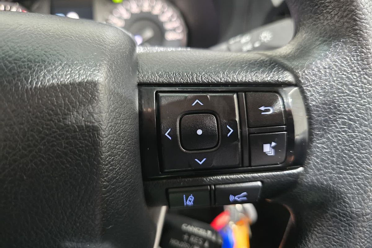 2021 Toyota Hilux Hilux 4x4 SR 2.8L T Diesel Automatic Extra Cab C/C GUN126R 4X4