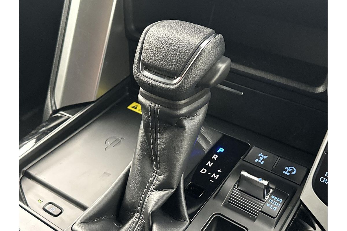 2023 Toyota Landcruiser GXL FJA300R