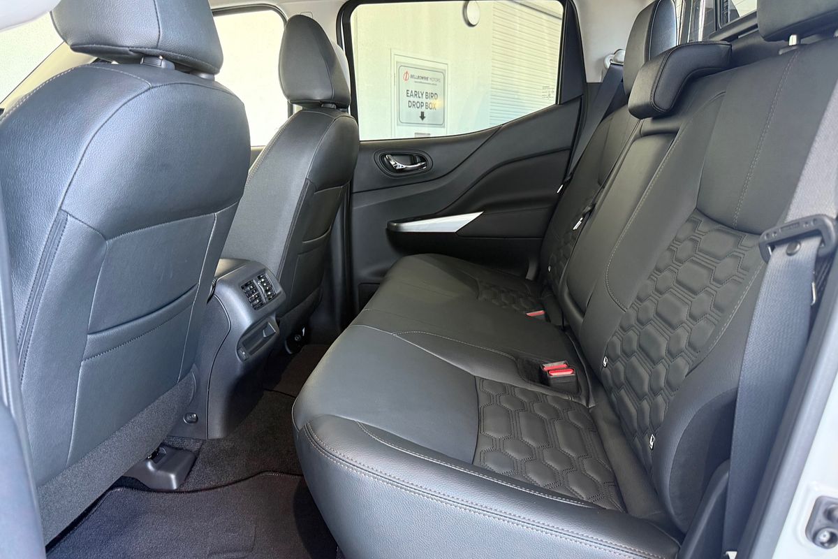 2025 Nissan Navara ST-X D23 4X4