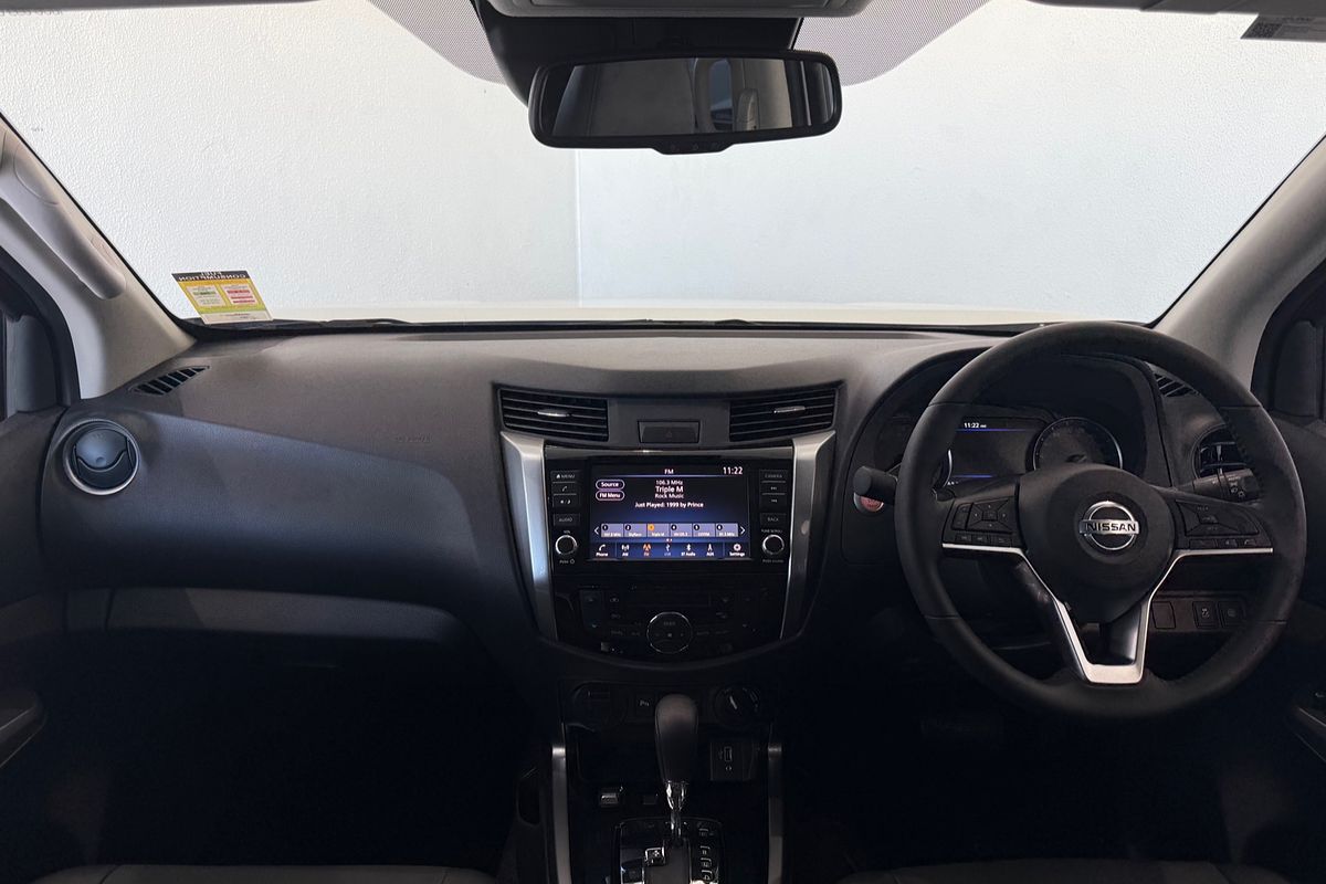 2025 Nissan Navara ST-X D23 4X4