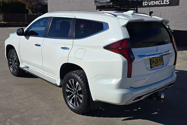2022 Mitsubishi Pajero Sport GLS QF