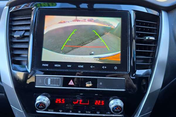 2022 Mitsubishi Pajero Sport GLS QF