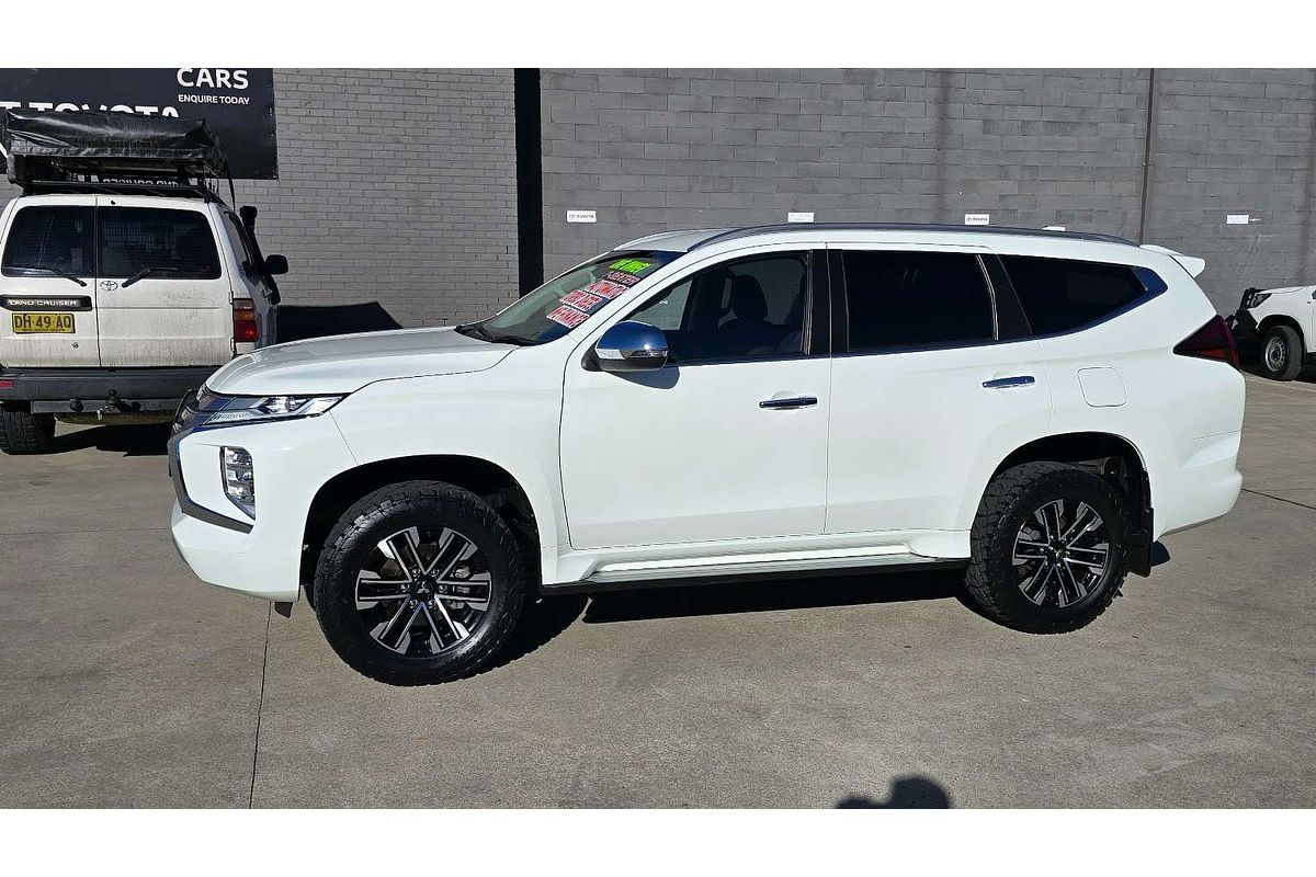 2022 Mitsubishi Pajero Sport GLS QF