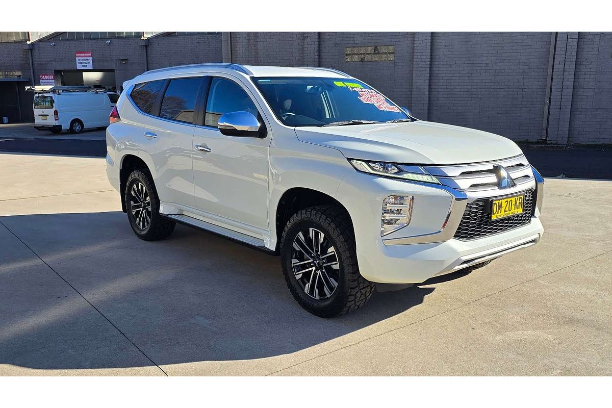 2022 Mitsubishi Pajero Sport GLS QF
