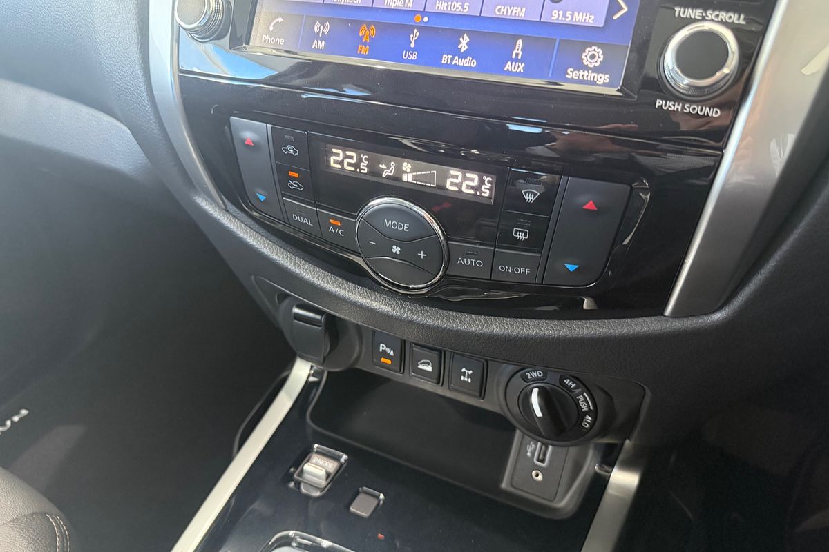 2025 Nissan Navara ST-X D23 4X4