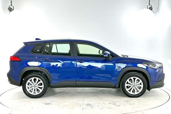 2024 Toyota Corolla Cross GX MXGH10R
