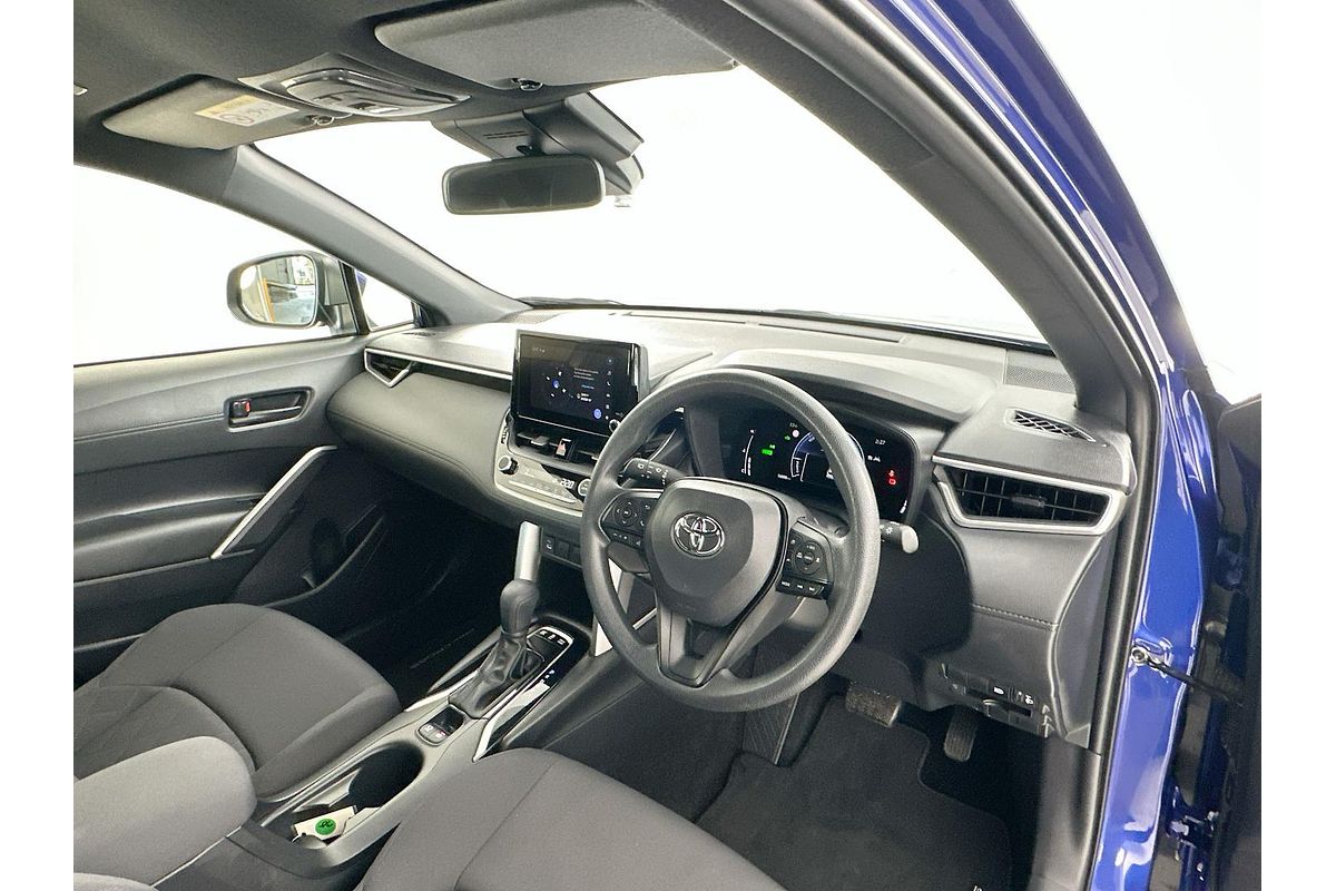 2024 Toyota Corolla Cross GX MXGH10R