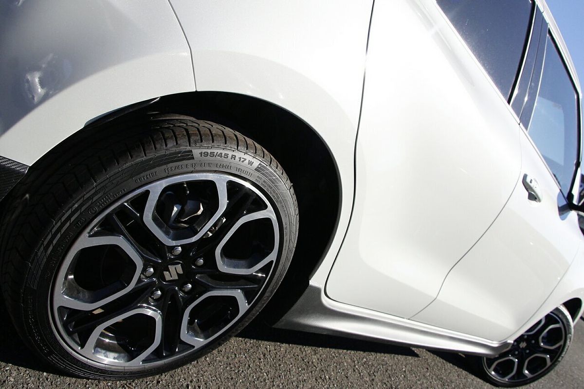 2024 Suzuki Swift Sport AZ Series II