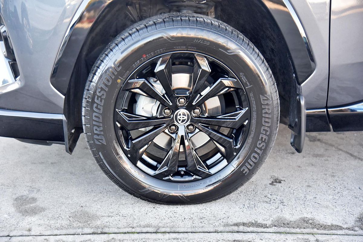 2024 Toyota RAV4 XSE AXAH52R