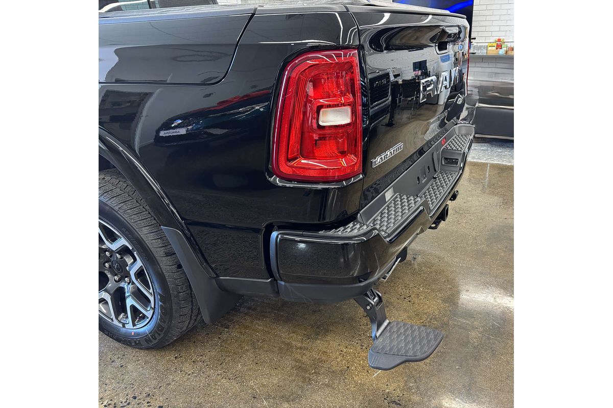 2025 RAM 1500 Laramie Sport Hurricane SO RamBox DT 4X4 SWB