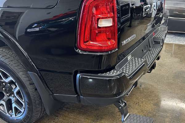 2025 RAM 1500 Laramie Sport Hurricane SO RamBox DT 4X4 SWB