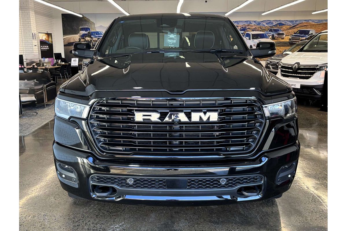2025 RAM 1500 Laramie Sport Hurricane SO RamBox DT 4X4 SWB
