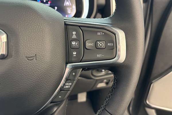 2025 RAM 1500 Laramie Sport Hurricane SO RamBox DT 4X4 SWB