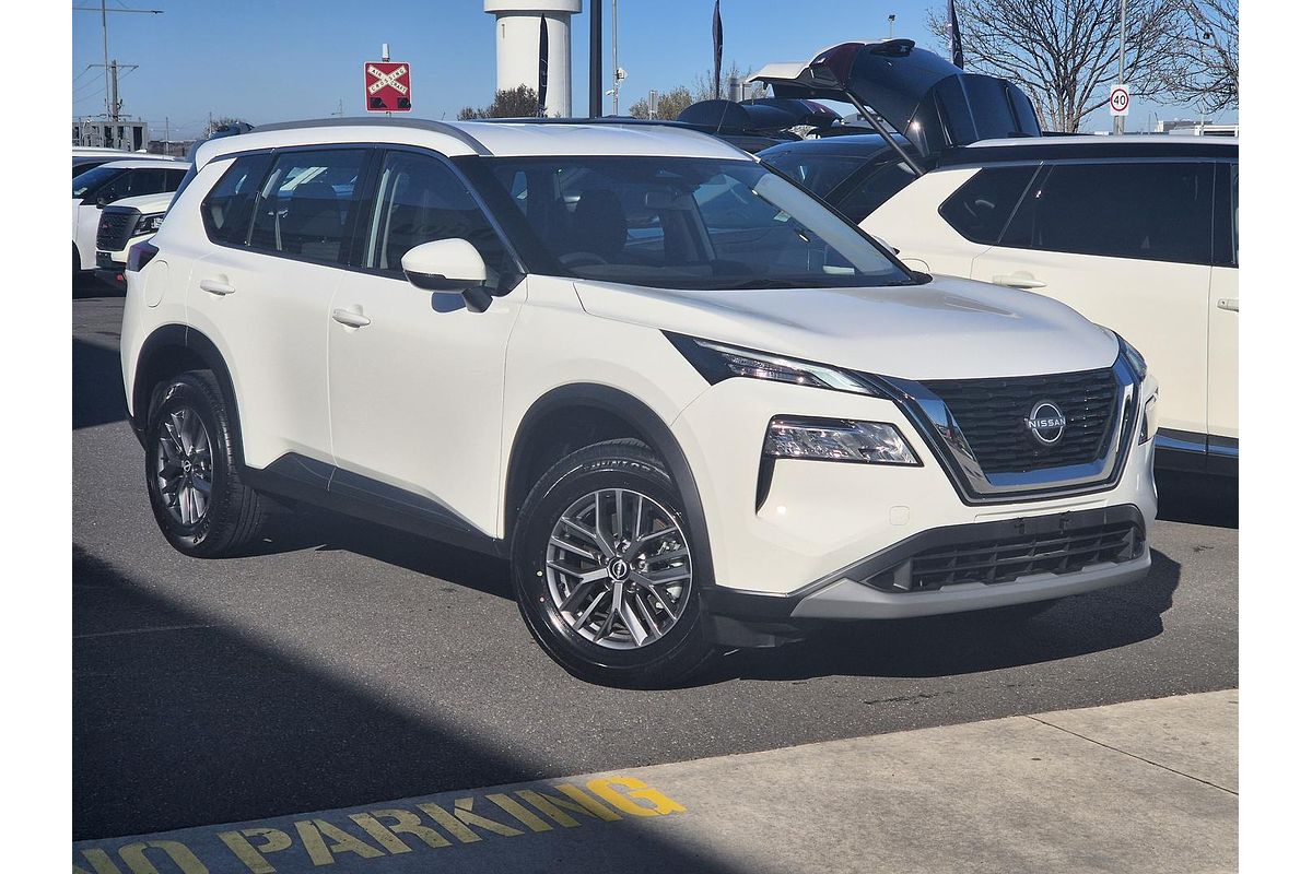 2024 Nissan X-TRAIL ST T33
