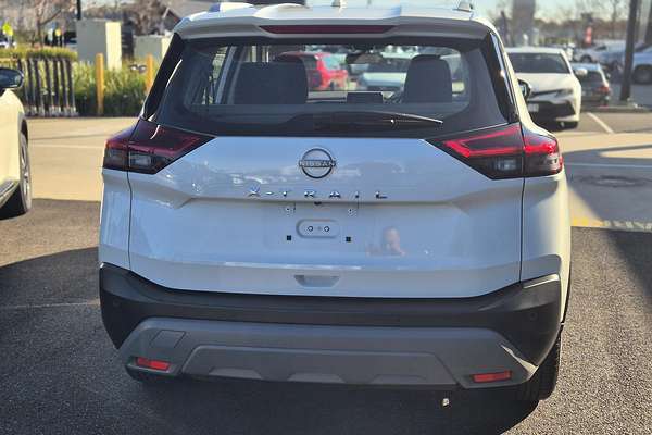 2024 Nissan X-TRAIL ST T33