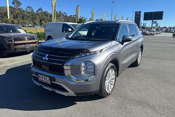 2023 Mitsubishi Outlander LS ZM