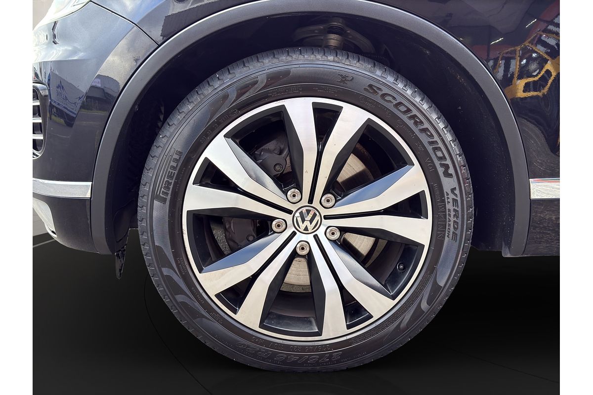 2016 Volkswagen Touareg TDI 250KW V8 4.1D/4WD/8