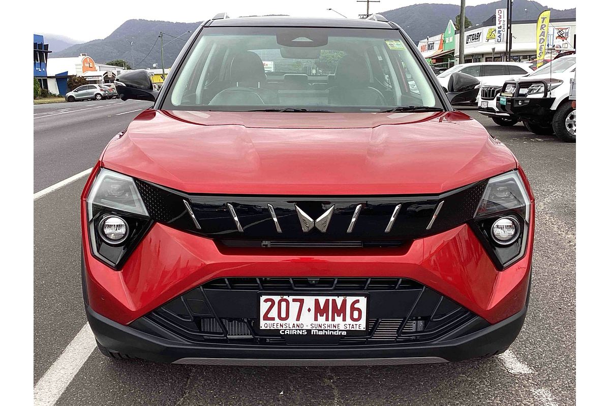 2025 Mahindra XUV3XO AX7L