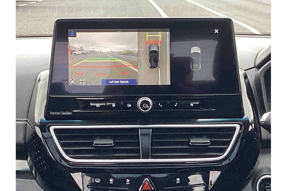 2025 Mahindra XUV3XO AX7L