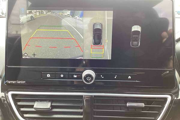 2025 Mahindra XUV3XO AX7L