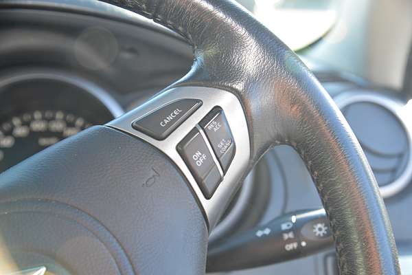 2013 Suzuki Grand Vitara  JB