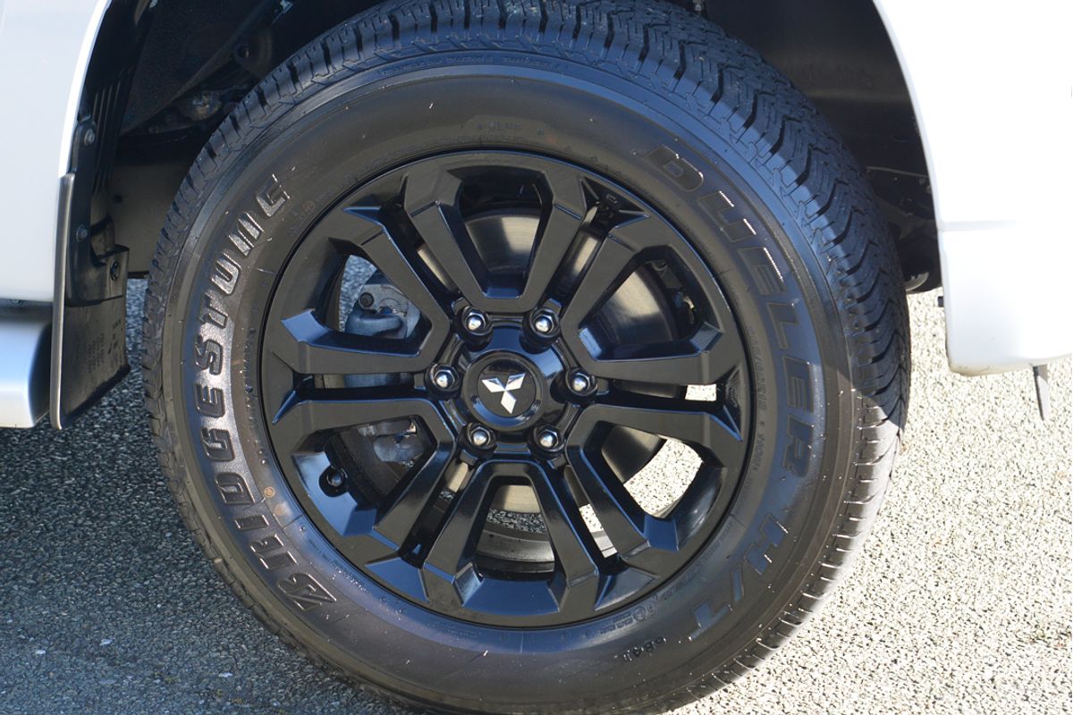 2021 Mitsubishi Triton GLX-R MR 4X4