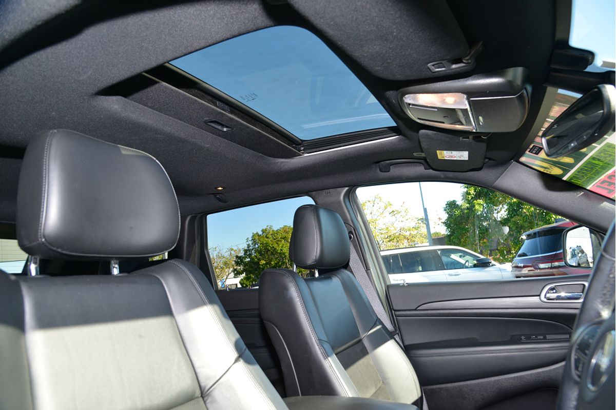 2021 Jeep Grand Cherokee Night Eagle WK