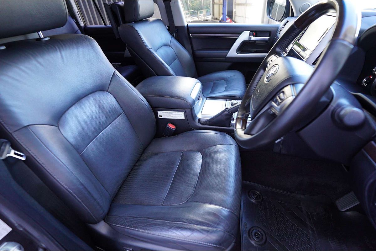 2020 Toyota Landcruiser Landcruiser Wagon Sahara 4.5L T Diesel Automatic VDJ200R