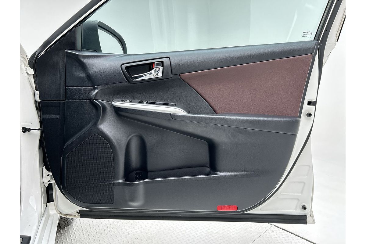 2017 Toyota Camry Atara SX ASV50R