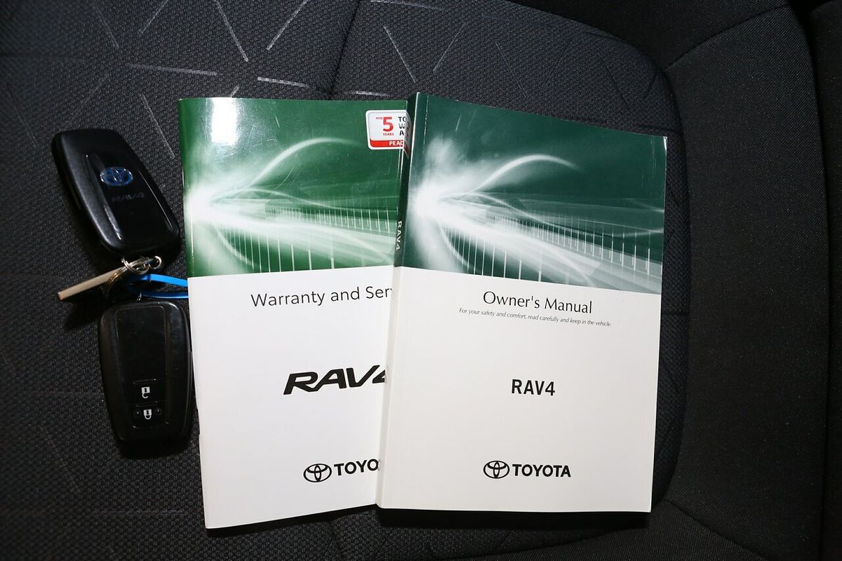2020 Toyota RAV4 GXL AXAH52R