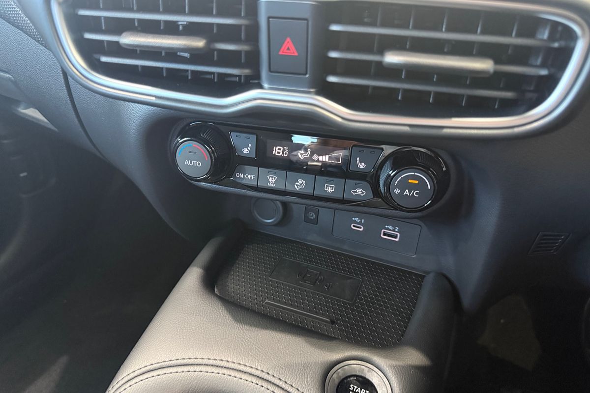 2024 Nissan JUKE ST-L F16