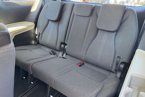 2022 Kia Carnival S KA4