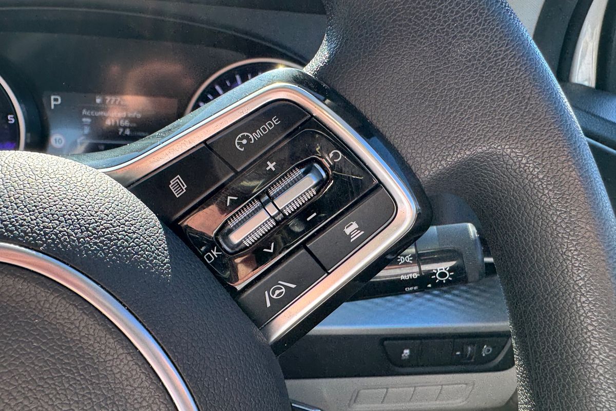2022 Kia Carnival S KA4