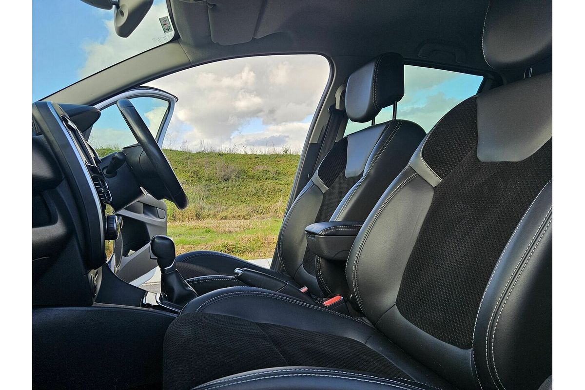 2017 Renault Clio Intens IV B98 Phase 2