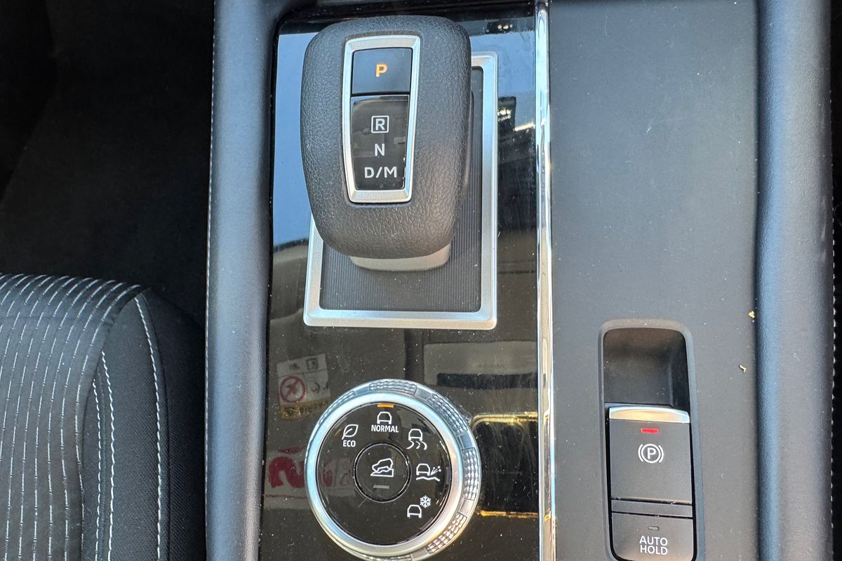 2023 Mitsubishi Outlander ES ZM