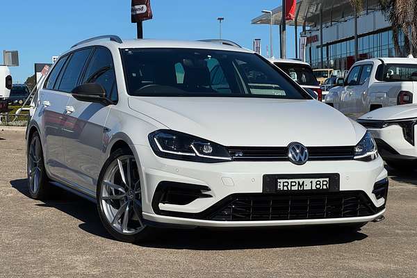 2017 Volkswagen Golf R Wolfsburg Edition 7.5
