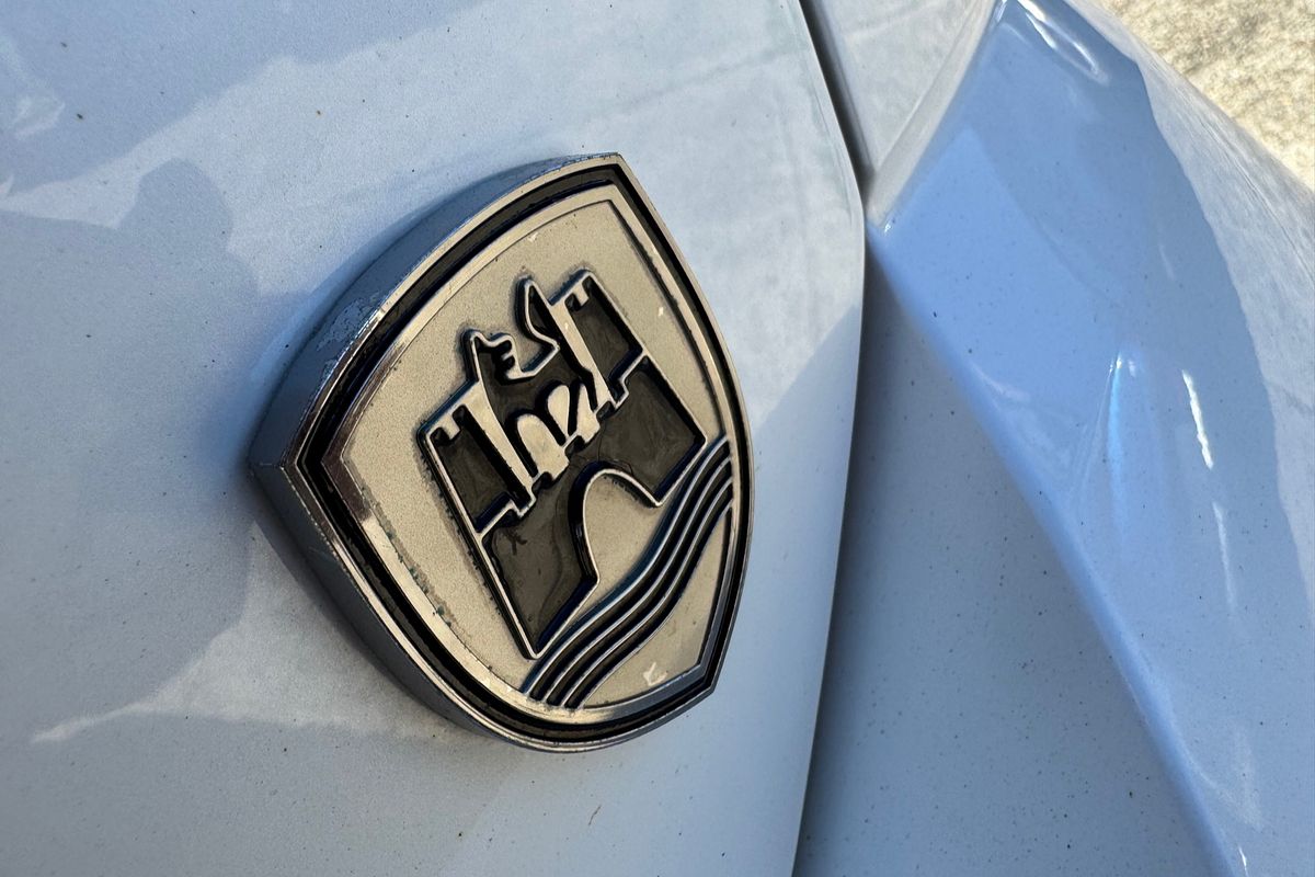 2017 Volkswagen Golf R Wolfsburg Edition 7.5