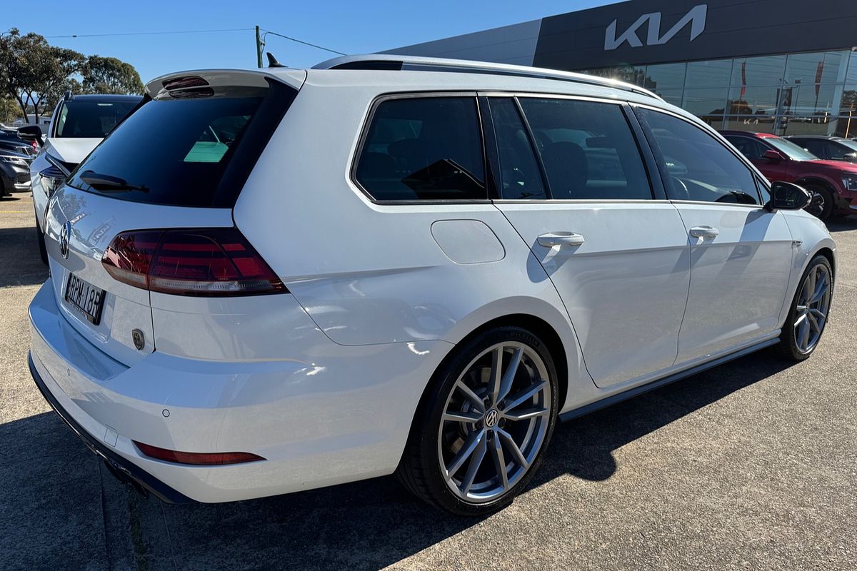 2017 Volkswagen Golf R Wolfsburg Edition 7.5