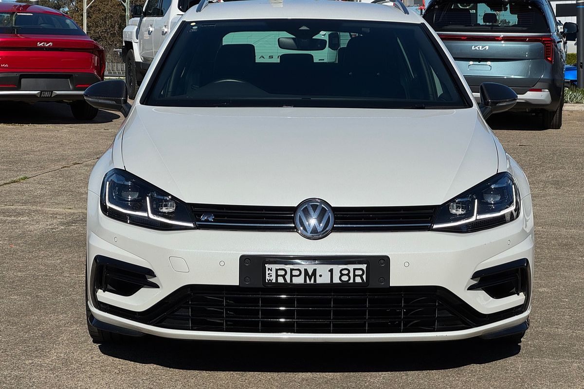 2017 Volkswagen Golf R Wolfsburg Edition 7.5