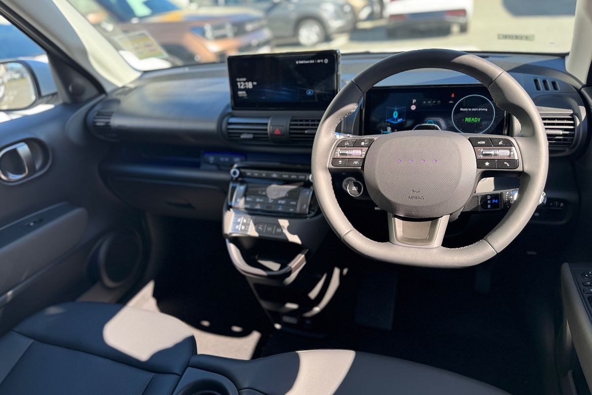 2025 Hyundai INSTER Cross AX.V1